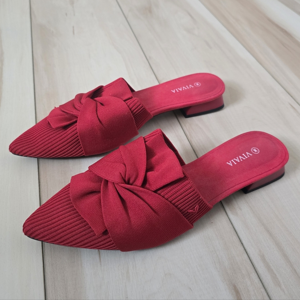 Vivaia Pointed-Toe Knot Sandals (Yaffa) - Picture 9 of 12